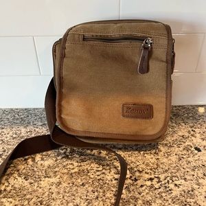 Canvas messenger bag